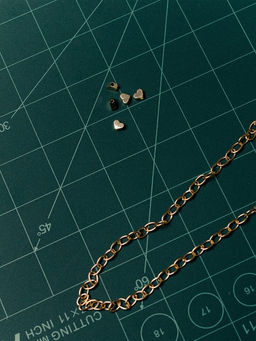 Бусина - разделитель радированный Сердечко, набор 10 шт. 6?6 мм, внутренний d=2 мм, цвет золото