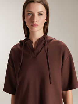 D?z K?sa Kollu Kad?n Hoodie