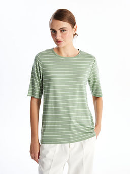 Bisiklet Yaka ?izgili K?sa Kollu Kad?n Ti??rt