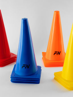 Конус FN Cones Without Holes (32cm) Red