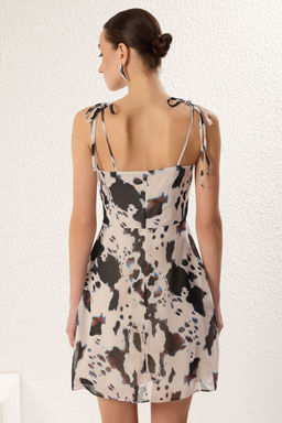 TRENDYOLMILLA Lacivert Cicekli A Kesim Sifon Mini Astarl? Dokuma Elbise TWOSS22EL2566 фото 18