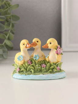 Фигурка полистоун Утята в пруду с цветами, 9?5.5?6.5 см