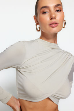 Ac?k Tas Dik Yaka Anvelop Kapama Drapeli Crop Bluz TWOAW24BZ00164