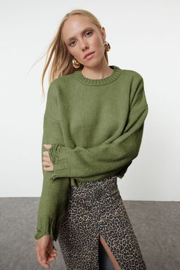 Haki Crop Genis Kal?p Yumusak Dokulu Ak?tma Detayl? Triko Kazak TWOAW24KZ00319