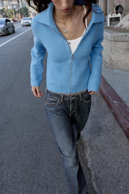 Z1975 RELAXED FIT JEANS WITH TURN-UP HEMS