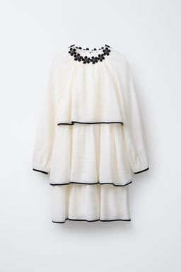 FLOWING DRESS WITH JEWEL FLOWER