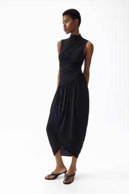 Vestido drapeado con cuello perkins - H&m фото 6