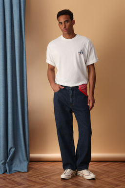 TRENDYOL MAN Ekru Modern Heritage Oversize/Genis Kesim %100 Pamuklu S?rt Bask?l? T-Shirt TMNSS25TS00125 - Trendyolmilla фото 2