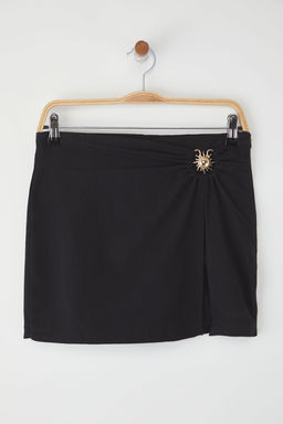 Trendyolmilla Siyah Dokuma 100% Pamuk Aksesuar Ve Y?rtmac Detayl? Plaj Etek Sort TBESS25SR00018 фото 6