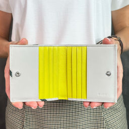 Итальянский кожаный кошелек DuDu серии Flavio | жемчужный серый - Dudubags фото 8