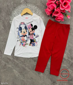 Костюм из хлопка для девочки