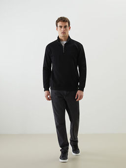 Dik Yaka Erkek Sweatshirt