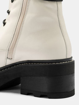 Ботинки женские DOROTHY