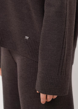 154598/192ак Джемпер жен. (ЧЗ)