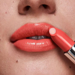 Глянцевая губная помада «СуперУвлажнение» Make up + Care