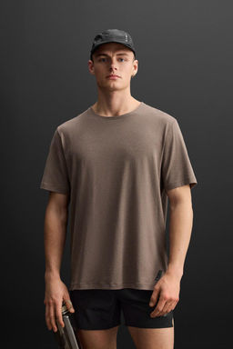 TEXTURED TRAINING T-SHIRT - Zara фото 11