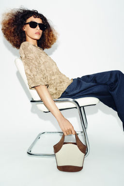 BOLSO BANDOLERA CANVAS / Marr?n