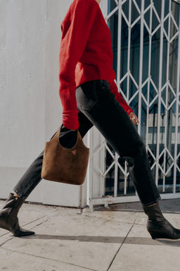 Z.01 HIGH-WAIST MOM FIT JEANS - Zara фото 5