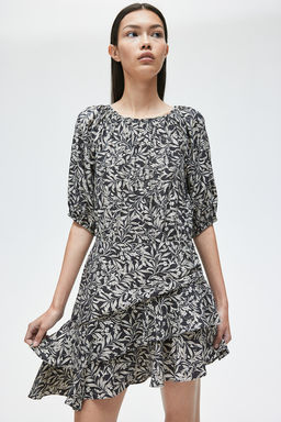 Vestido con volantes