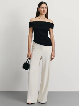 Приталенный топ со спущенными плечами / Zarina  фото 2