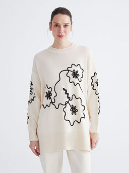 Bisiklet Yaka ?i?ek Nak??l? Kad?n Triko Kazak