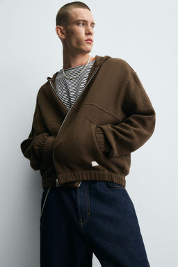 HOODED KNIT TEXTURED OVERSHIRT
