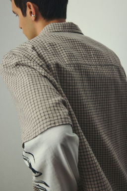 Camisa en mezcla de lino Oversized Fit - H&m фото 7