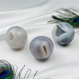 Шар из Агата с жеодой