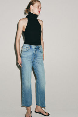 JEANS ZW COLLECTION CROPPED FLARE TIRO MEDIO / Azul lavado