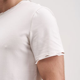 Футболка с рваными краями Top.1100M крем