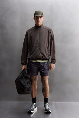 LIGHTWEIGHT TECHNICAL JACKET