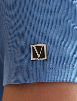 Футболка-поло из фактурного трикотажа - Vilatte фото 5