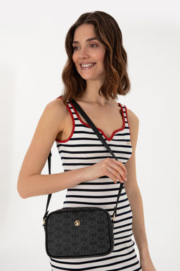 Kad_n Siyah _anta Sepette S_rpriz _ndirim