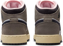 Кроссовки детские