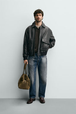 CAZADORA RELAXED FIT PIEL / Negro