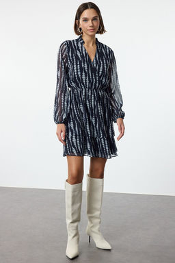 TRENDYOLMILLA Lacivert Desenli Kruvaze Yaka Skater/Belden Ac?lan Mini Astarl? Sifon Dokuma Elbise TWOAW25EL00255 фото 7