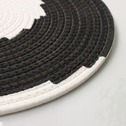 Цена за 6 шт. Салфетка сервировочная на стол Доляна Гипноз, d=38 см, цвет чёрно-белый  фото 3