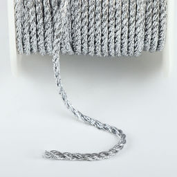 Цена за 2 шт. Нить для плетения, d=2 мм, 15±1 м, цвет серебряный