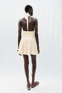 VESTIDO CORTO R?STICO HALTER / Crudo medio - Zara фото 5