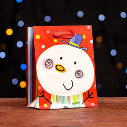 Цена за 12 шт. Пакет ламинированный Снеговичок 11,5 х 14,5 х 6 см