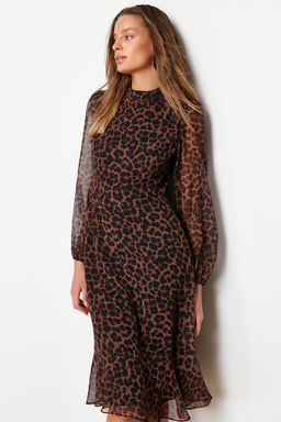 TRENDYOLMILLA Camel Dik Yakal? Etegi Volanl? Sifon Dokuma K?sl?k Elbise TWOAW20EL1313