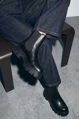 Trendyolmilla Shoes Siyah Lastikli T?rt?kl? Duz Kal?n Taban Chealsea Kad?n Bot TAKAW25BO00020  фото 7