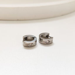 Серьги из стали