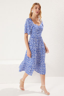 Mavi Etnik Desenli A Kesim Balon Kollu Cicek Desenli Midi Viskon Dokuma Elbise TWOSS20EL2323