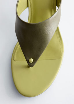 Zapatos de piel con tac?n "kitten heel"