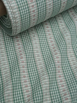 Вареный (стираный) хлопок Вышивка-цветочки цв.зеленый, ш.2.5м, хлопок-100%, 150гр/м.кв