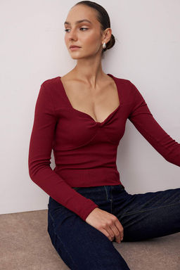 Siyah Duz Kalp Yaka Bodycone/Vucuda Oturan Crop Fitilli Esnek Orme Bluz TWOAW26BZ00069 - Trendyolmilla фото 6