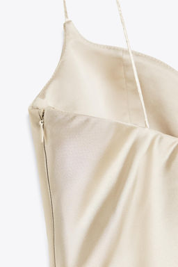 SWEETHEART NECKLINE SATIN TOP