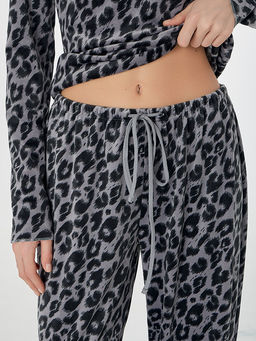 Комплект домашний женский велюровый серый с леопардовым принтом - Mark formelle фото 5