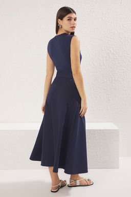TRENDYOLMILLA Haki Kemerli A Kesim Midi Gabardin Dokuma Elbise TWOSS25EL00055  фото 6
